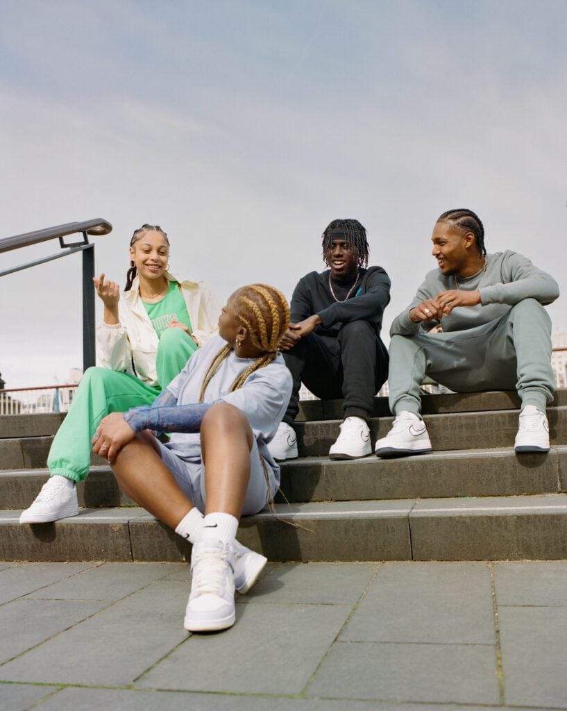 Povijest tenisica Nike Air Force 1 – kako su stvorene i koliko znače u streetwearu? Povijest tenisica Nike Air Force 1 – kako su stvorene i koliko znače u streetwearu?